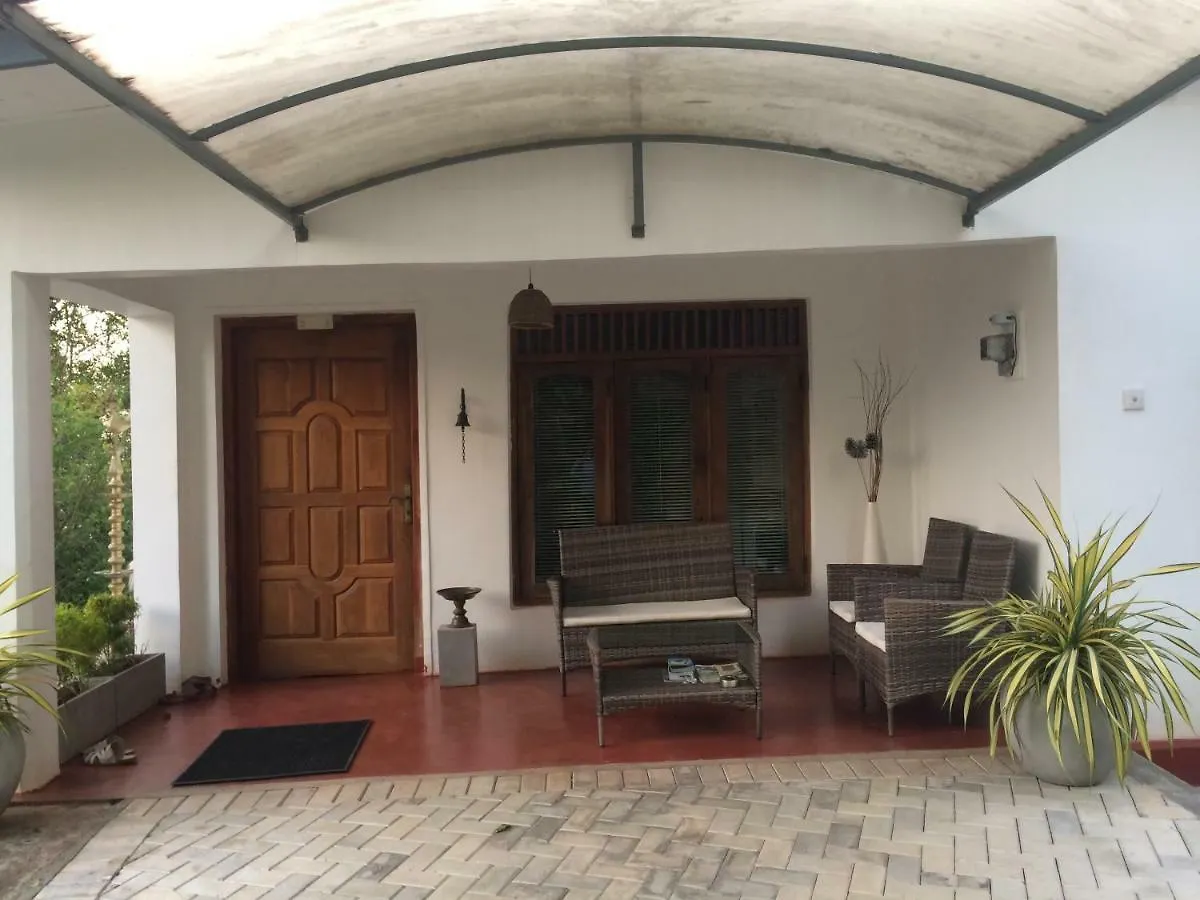 *** Bed & Breakfast Selyna Sky Terrace Bed and Breakfast Kandy Sri Lanka