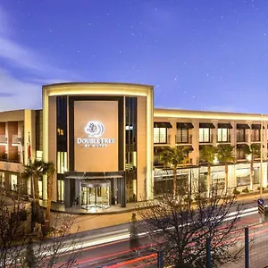Doubletree By Hilton Airport Отель